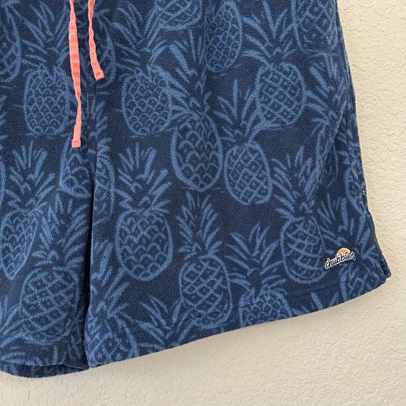 CHUBBIES The Island Hoppers Sherpa Lounger Shorts in Pineapple Navy - Picture 4 of 10